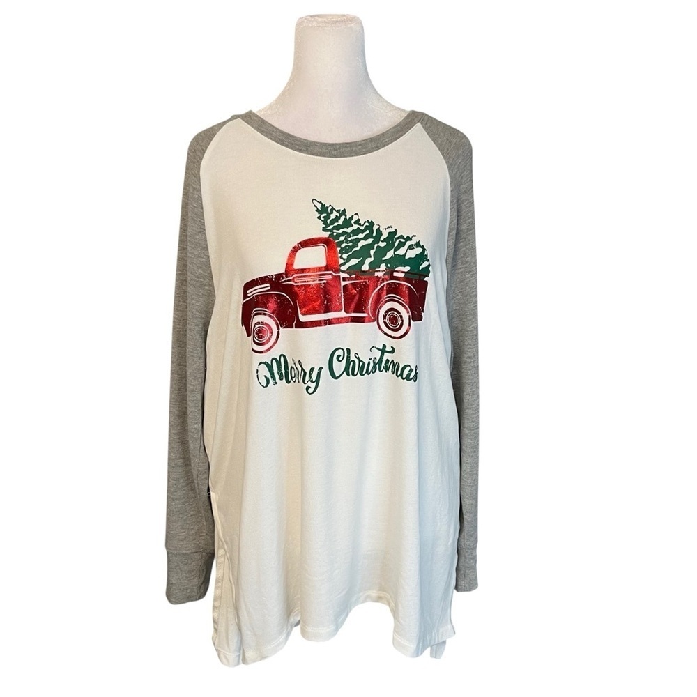 Merry Christmas Red Foil Truck Oversized Baseball Shirt Size Medium